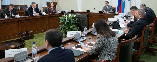 Архангельский губернатор поручил произвести перерасчеты для повышения с 1 июня пенсий и МРОТ